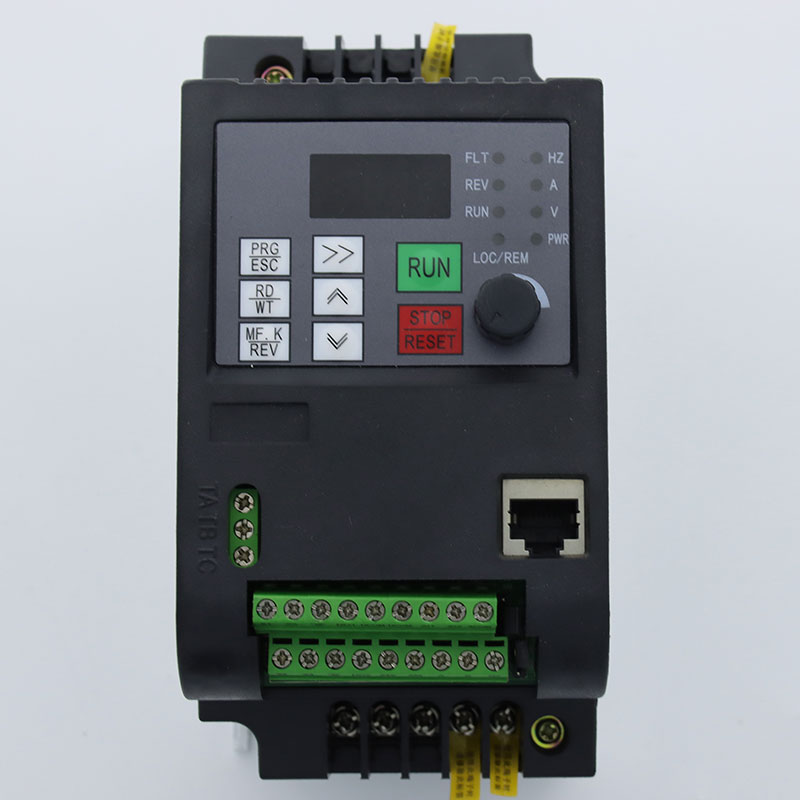 Solar Pump Inverter 2.2Kw - NFlixin VFD 220V 0.75KW/1.5KW/2.2KW Solar Photovoltaic