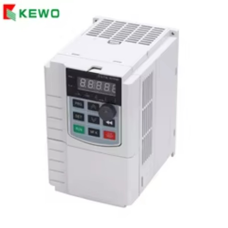 SG320 1.5kw 220V GPRS Remote C - огляд і ціна Mppt Solar Pump Controller 1.5Kw