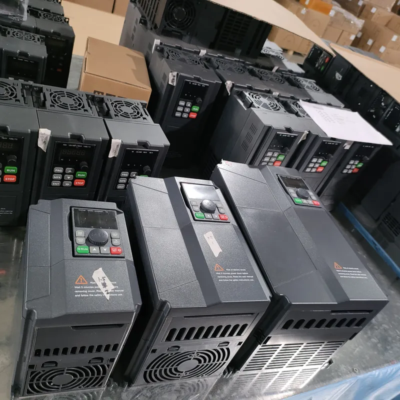 VFD 2.2KW 5.5KW 220V 380V Thre - огляд і ціна Solar Pump Inverter 5.5Kw Three Phase